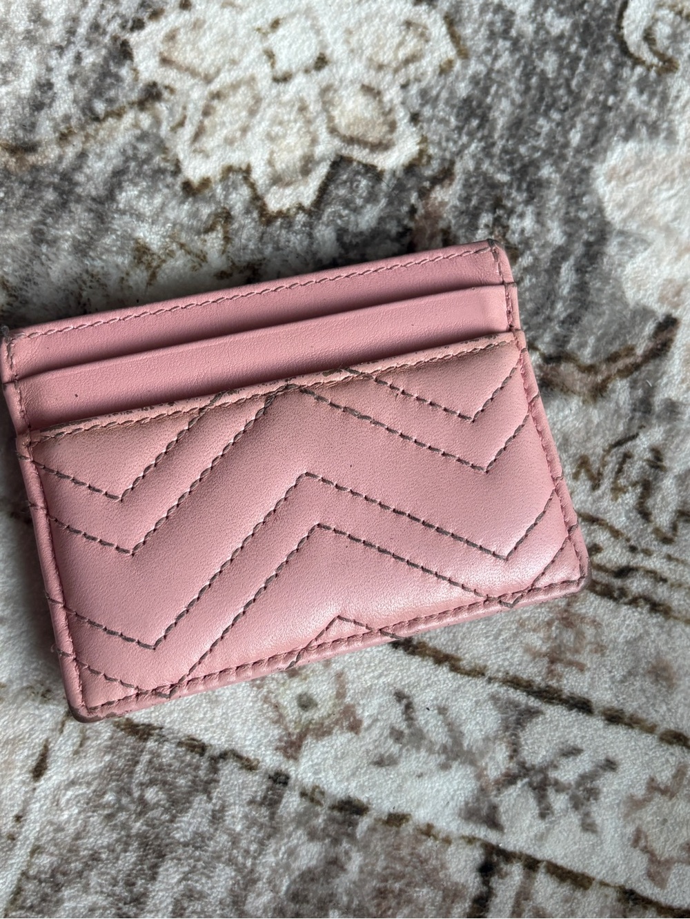 Gucci Pink Leather Card Case with Silver GG Logo - Picture 4 of 4
